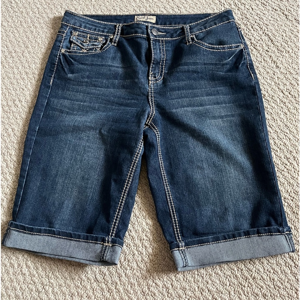 Earl Jean Bermuda Cuffed Shorts. Rhinestones and embroidery on pockets. Size 12